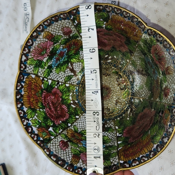 Antic Handmade Chinese Intricate  Plique-a-Jour  Bowl with Gold Accents - Picture 11 of 12